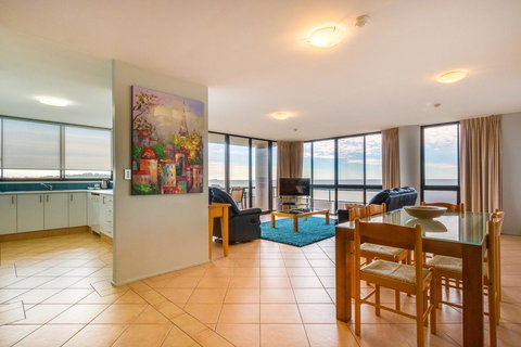 Pacific Towers Beach Resort - Accommodation Search 43