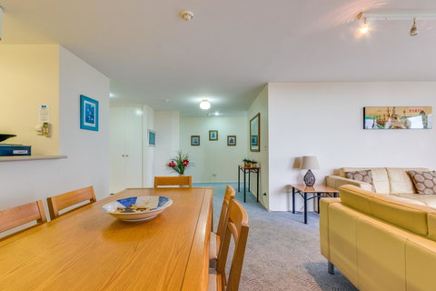 Pacific Towers Beach Resort - Accommodation Search 44