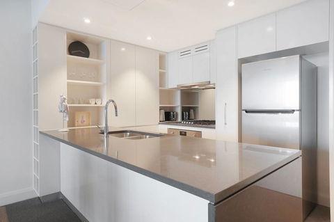 Cozy Apartment With Water View Plus Winter Garden - Accommodation Search 2
