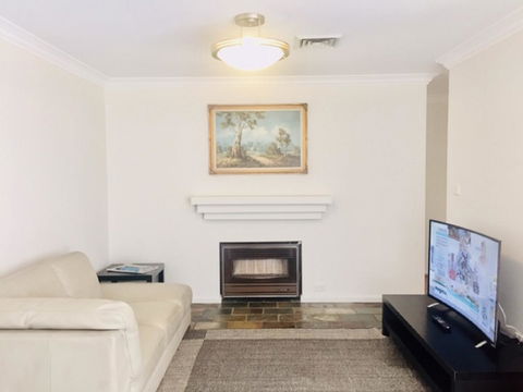 Beautiful Family Holiday House - Accommodation Search 5