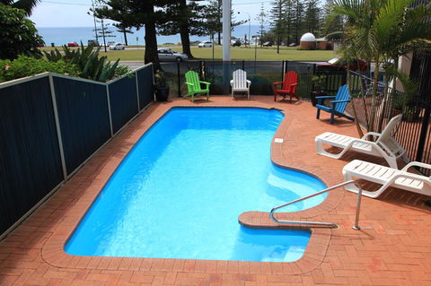 Beach House Holiday Apartments - Accommodation Search 4