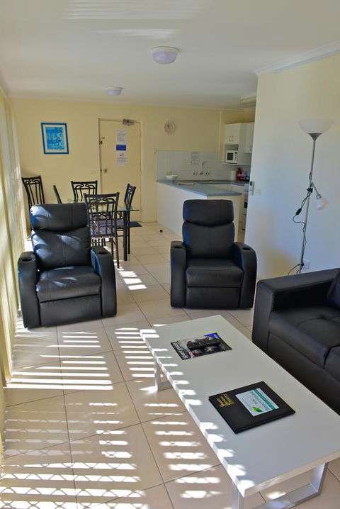 Beach House Holiday Apartments - Accommodation Search 7