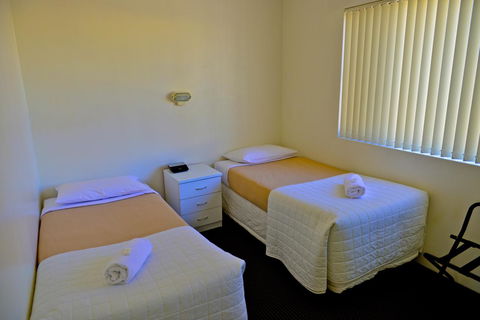 Beach House Holiday Apartments - Accommodation Search 9