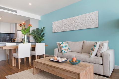 Arena Luxury Beachfront Apartment - Accommodation Search 34