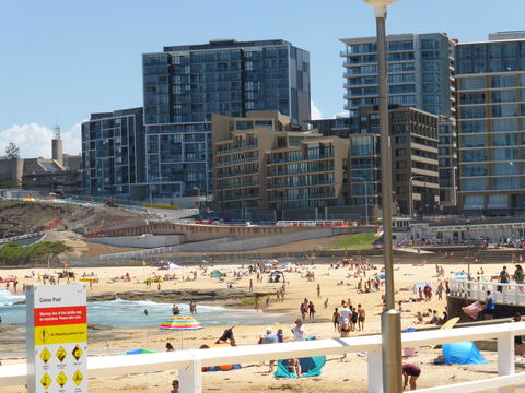 Arena Luxury Beachfront Apartment - Accommodation Search 13