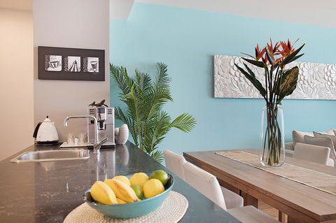 Arena Luxury Beachfront Apartment - Accommodation Search 16
