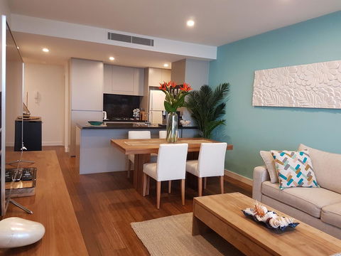 Arena Luxury Beachfront Apartment - Accommodation Search 39