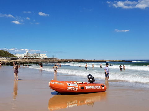 Arena Luxury Beachfront Apartment - Accommodation Search 6
