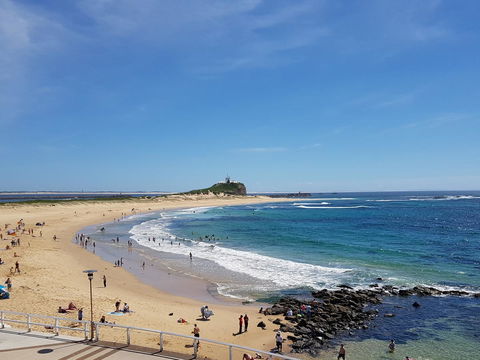 Arena Luxury Beachfront Apartment - Accommodation Search 2
