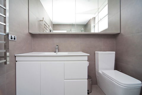 Gorgeous Coogee Views 2 Beds WT21 - Accommodation Search 6