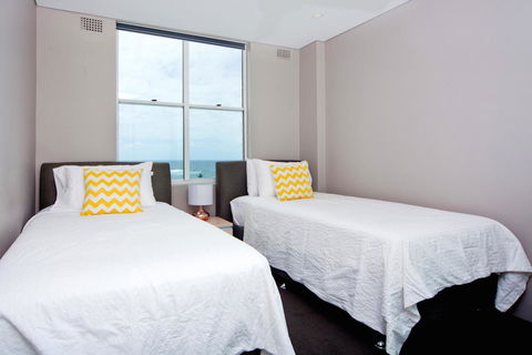 Gorgeous Coogee Views 2 Beds WT21 - Accommodation Search 10