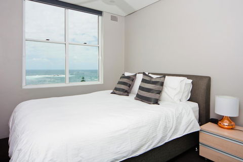 Gorgeous Coogee Views 2 Beds WT21 - Accommodation Search 5