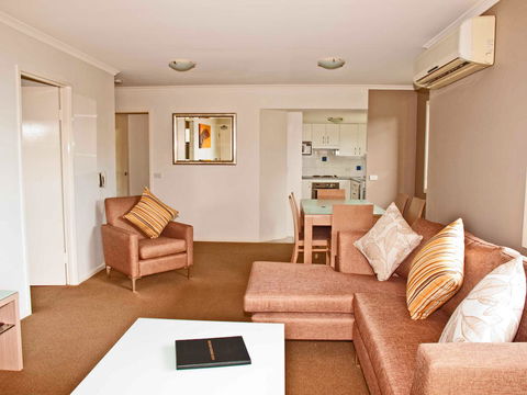 South Pacific Apartments - Accommodation Search 14