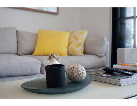 Ocean Views And Sea Breezes Over Bondi Beach - Accommodation Search 5