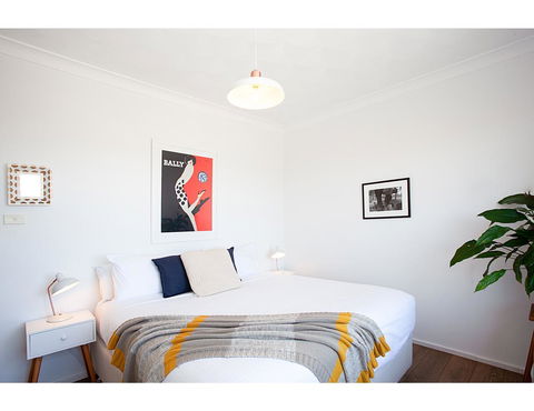 Ocean Views And Sea Breezes Over Bondi Beach - Accommodation Search 13