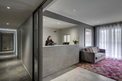 Adina Apartment Hotel Chippendale - Accommodation Search 4