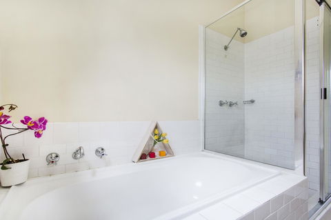 Sydney Harbour Bed And Breakfast - Accommodation Search 23