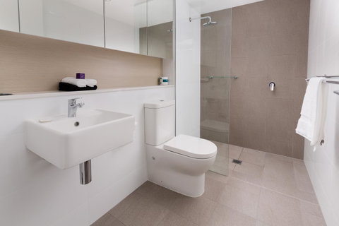 Hamilton Executive Apartments - Accommodation Search 26