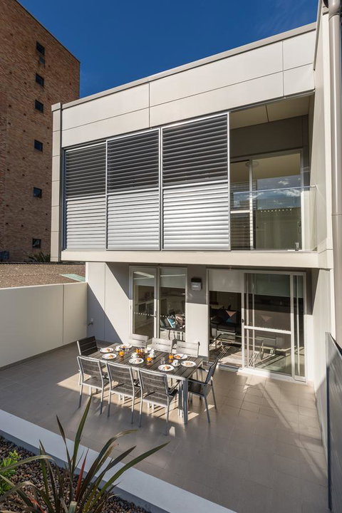 Hamilton Executive Apartments - Accommodation Search 2