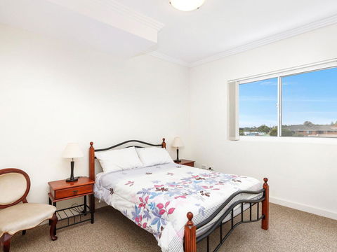 Regatta 13 - Accommodation Search 4