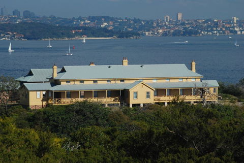 Q Station - Accommodation Search 24