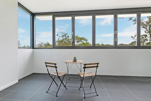 Stylish And Neat Two Bed Apartment In Wentworth Point - Accommodation Search 8