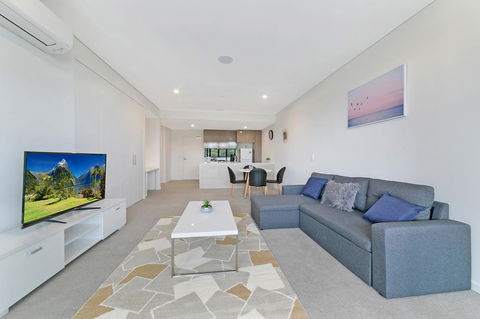 Stylish And Neat Two Bed Apartment In Wentworth Point - Accommodation Search 1