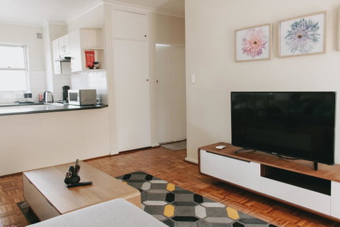 Lotus Stay Manly - Apartment 29B - Accommodation Search 2