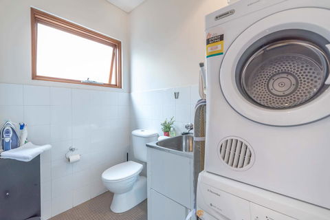 2 Bed House + Loft In Pyrmont - Accommodation Search 20