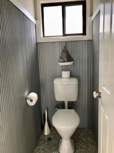 Lakeview Cottage - Accommodation Search 7