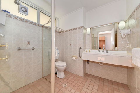 The Select Inn Ryde - Accommodation Search 7