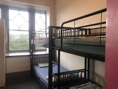 Clover Backpackers - Accommodation Search 10