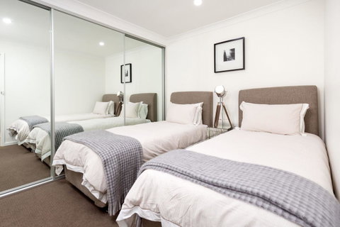 Sleeping In Style - Central & Sophisticated - Accommodation Search 7