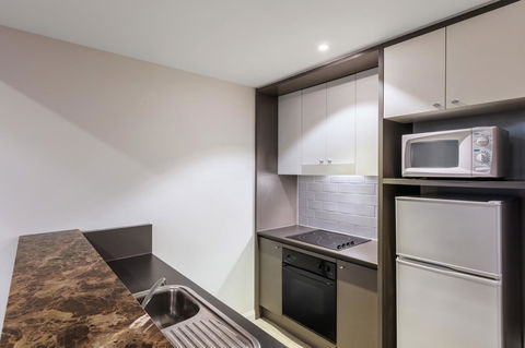 Adina Apartment Hotel Sydney Central - Accommodation Search 19