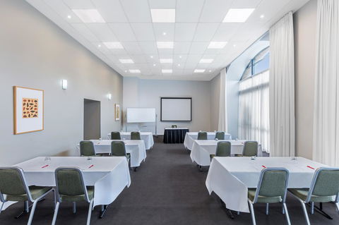Adina Apartment Hotel Sydney Central - Accommodation Search 10
