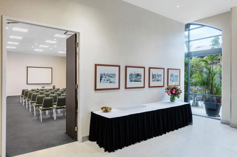 Adina Apartment Hotel Sydney Central - Accommodation Search 12