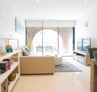 Newly settled three bedrooms apartment in CBD - Accommodation Search