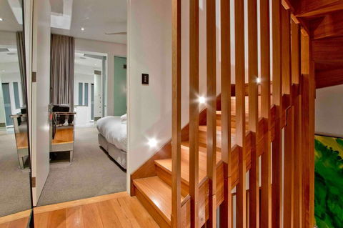 3 Storey Home Close Walk To Fox Studios SCG & City - Accommodation Search 2