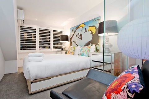 3 Storey Home Close Walk To Fox Studios SCG & City - Accommodation Search 8