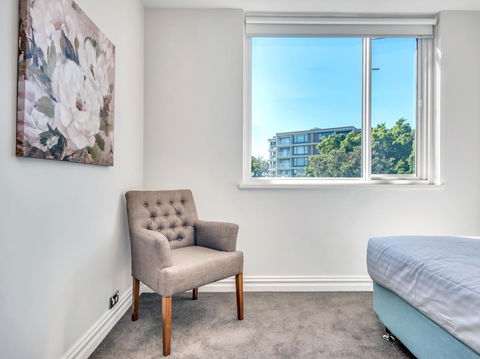 Panoramic Harbour Views And Unbeatable Comfort - Accommodation Search 13