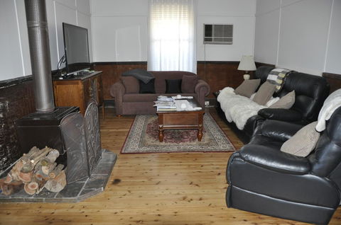 Caledonia Cottage - Accommodation Search 10