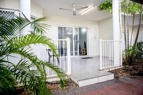 Nightcliff Foreshore Getaway - McKay Gardens - Accommodation Search 5