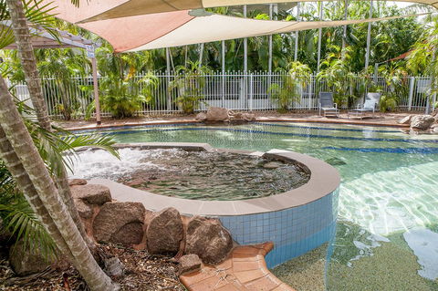 Nightcliff Foreshore Getaway - McKay Gardens - Accommodation Search 0