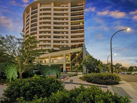 Nomikis\'On The Avenue - Accommodation Search 1