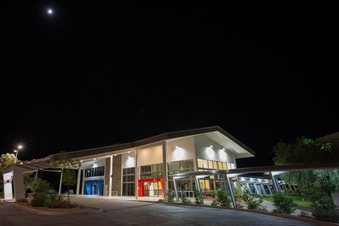 Crowne Plaza Alice Springs Lasseters, An IHG Hotel - Accommodation Search 12
