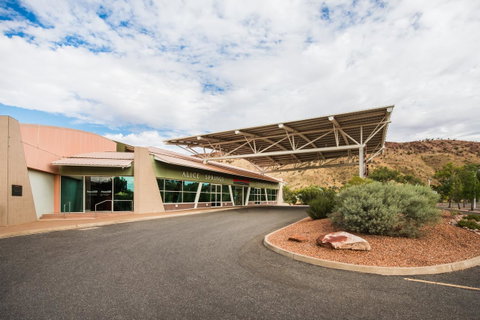 Crowne Plaza Alice Springs Lasseters, An IHG Hotel - Accommodation Search 11