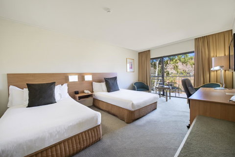 DoubleTree By Hilton Alice Springs - Accommodation Search 42