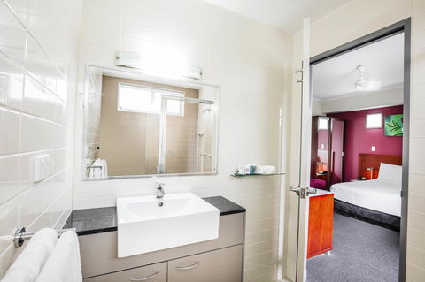 Novotel Darwin Airport - Accommodation Search 10