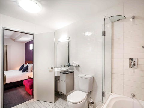 Novotel Darwin Airport - Accommodation Search 26