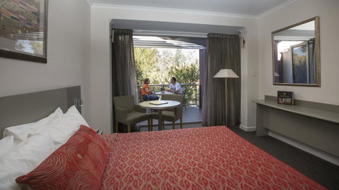 Stay At Alice Springs Hotel - Accommodation Search 2